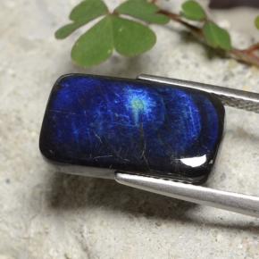 4.98カラットの天然マルチカラースペクトロライト、クッションカット、オペーク