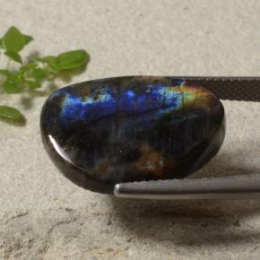 11.14カラットの天然マルチカラースペクトロライト、ファンシーシェイプ、オペーク