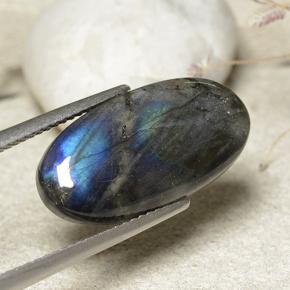 7.34カラットの天然マルチカラースペクトロライト、オーバルカット、オペーク