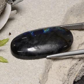 13.69カラットの天然マルチカラースペクトロライト、オーバルカット、オペーク