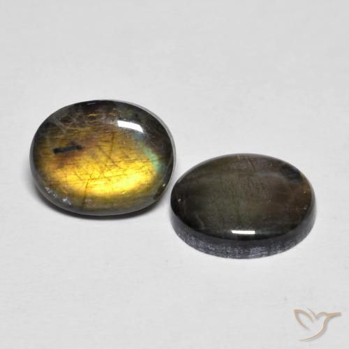 Shop natural 4.35ct マルチカラー スペクトロライト gems, 楕円形, from フィンランド at GemSelect. In stock, global shipping!