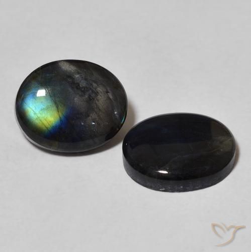Shop natural 4.30ct マルチカラー スペクトロライト gems, 楕円形, from フィンランド at GemSelect. In stock, global shipping!