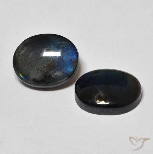 Shop natural 4.41ct マルチカラー スペクトロライト gems, 楕円形, from フィンランド at GemSelect. In stock, global shipping!