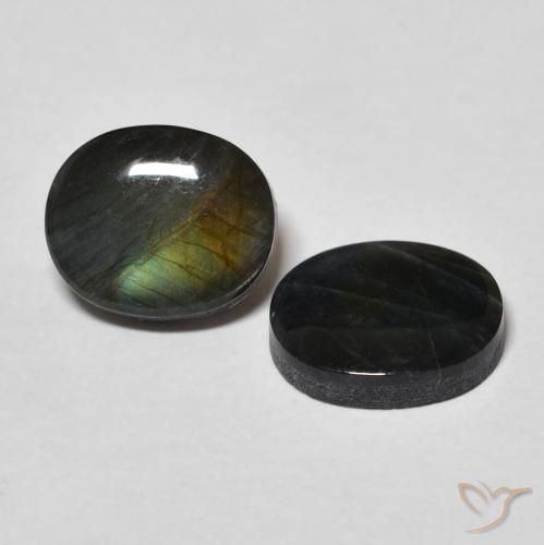 Shop natural 4.17ct マルチカラー スペクトロライト gems, 楕円形, from フィンランド at GemSelect. In stock, global shipping!