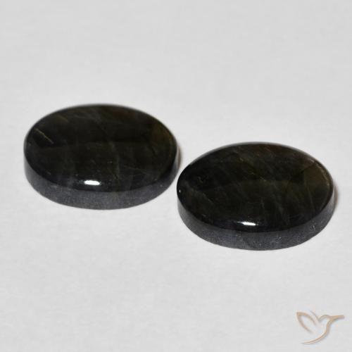 Shop natural 4.28ct マルチカラー スペクトロライト gems, 楕円形, from フィンランド at GemSelect. In stock, global shipping!