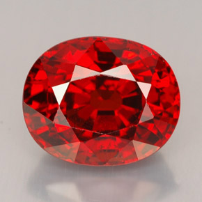 7.68カラットの天然オレンジレッドスペサルティンガーネット（11.7×9.8 mm・オーバルカット）