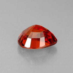 1.91カラットの天然マンダリンオレンジスペサルティンガーネット（8×6.5 mm・洋梨の形）