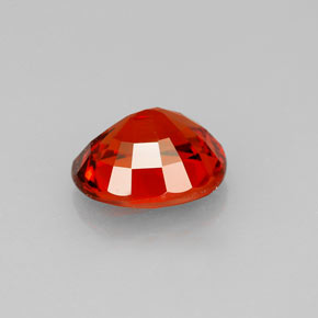 2.89カラットの天然マンダリンオレンジスペサルティンガーネット（8.9×7.6 mm・オーバルカット）