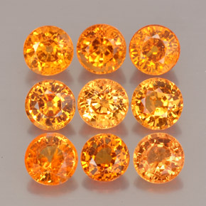 カラットの天然マンダリンオレンジスペサルティンガーネット（4.88 mm・ラウンドカット）