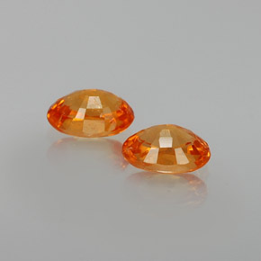 カラットの天然オレンジスペサルティンガーネット（6.1×4.2 mm・オーバルカット）
