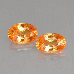 カラットの天然オレンジスペサルティンガーネット（6×4.1 mm・オーバルカット）