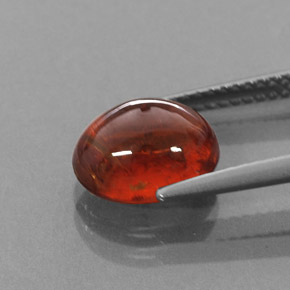 4.35カラットの天然マンダリンオレンジスペサルティンガーネット（9.8×7.7 mm・透明）