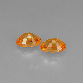 カラットの天然オレンジスペサルティンガーネット（6×4.2 mm・オーバルカット）