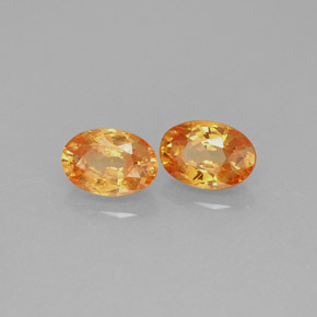 カラットの天然オレンジスペサルティンガーネット（6.1×4.2 mm・オーバルカット）