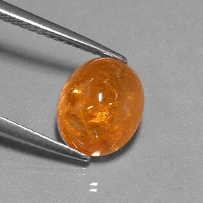 5.08カラットの天然オレンジスペサルティンガーネット（9.8×8.1 mm・透明）