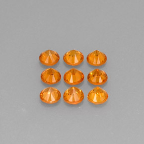 カラットの天然マンダリンオレンジスペサルティンガーネット（3.43 mm・ラウンドカット）