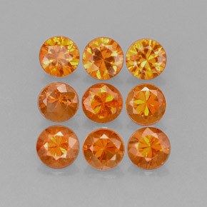 カラットの天然オレンジスペサルティンガーネット（3.21 mm・ラウンドカット）