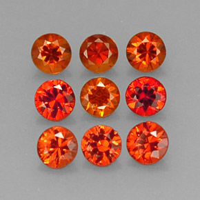 カラットの天然マンダリンオレンジスペサルティンガーネット（3.28 mm・ラウンドカット）