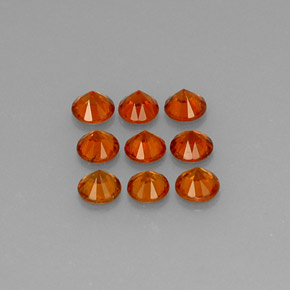 カラットの天然マンダリンオレンジスペサルティンガーネット（3.28 mm・ラウンドカット）