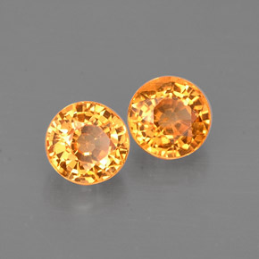 カラットの天然マンダリンオレンジスペサルティンガーネット（4.60 mm・ラウンドカット）