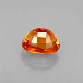 0.80カラットの天然マンダリンオレンジスペサルティンガーネット（5.4×4 mm・オーバルカット）