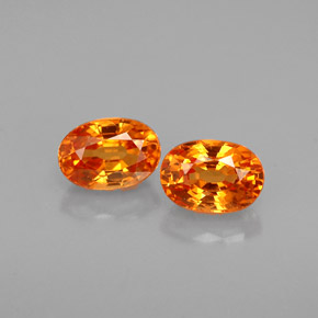 カラットの天然オレンジスペサルティンガーネット（6×4.1 mm・オーバルカット）