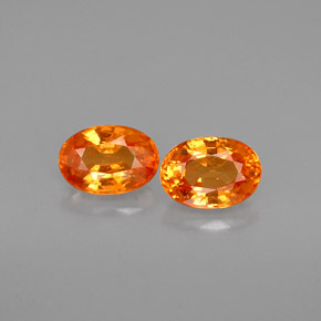 カラットの天然オレンジスペサルティンガーネット（6×4.3 mm・オーバルカット）
