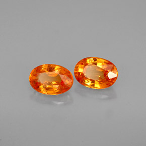 カラットの天然オレンジスペサルティンガーネット（6×4.3 mm・オーバルカット）