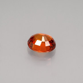 0.91カラットの天然マンダリンオレンジスペサルティンガーネット（5.9×5 mm・オーバルカット）
