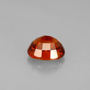 1.50カラットの天然レッドオレンジスペサルティンガーネット（7×5.7 mm・オーバルカット）