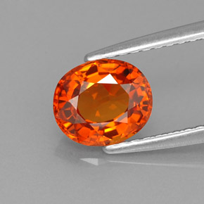 1.61カラットの天然マンダリンオレンジスペサルティンガーネット（7.2×6.2 mm・オーバルカット）