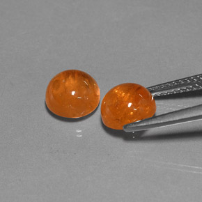 カラットの天然マンダリンオレンジスペサルティンガーネット（7.26 mm・透明）