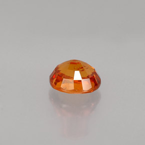 1.21カラットの天然マンダリンオレンジスペサルティンガーネット（6.3×5.2 mm・オーバルカット）