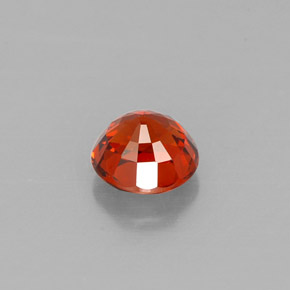 0.88カラットの天然赤みがかったオレンジスペサルティンガーネット（5.26 mm・ラウンドカット）
