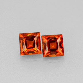 カラットの天然レッドオレンジスペサルティンガーネット（3.8×3.8 mm・四角）