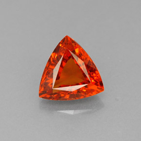 1.34カラットの天然マンダリンオレンジスペサルティンガーネット（7×6.7 mm・トリリアント）