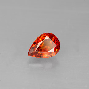 1.39カラットの天然マンダリンオレンジスペサルティンガーネット（7.7×5.5 mm・洋梨の形）