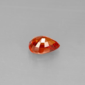 1.39カラットの天然マンダリンオレンジスペサルティンガーネット（7.7×5.5 mm・洋梨の形）