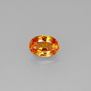 0.61カラットの天然マンダリンオレンジスペサルティンガーネット（5.6×4 mm・オーバルカット）