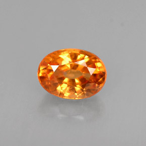 0.78カラットの天然マンダリンオレンジスペサルティンガーネット（5.8×4.3 mm・オーバルカット）