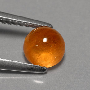 1.70カラットの天然オレンジスペサルティンガーネット（5.89 mm・透明）
