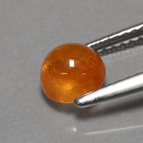 1.70カラットの天然オレンジスペサルティンガーネット（5.89 mm・透明）