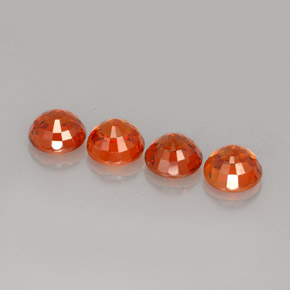 カラットの天然マンダリンオレンジスペサルティンガーネット（4.96 mm・ラウンドカット）