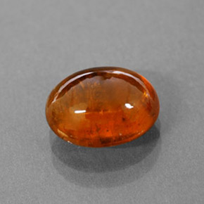 3.17カラットの天然マンダリンオレンジスペサルティンガーネット（8.9×7.3 mm・透明）