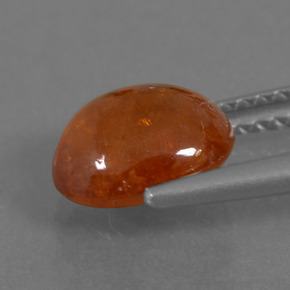 3.19カラットの天然ミディアムオレンジスペサルティンガーネット（8.5×7 mm・オーバルカット）