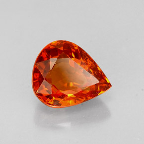 1.36カラットの天然マンダリンオレンジスペサルティンガーネット（6.9×5.8 mm・洋梨の形）
