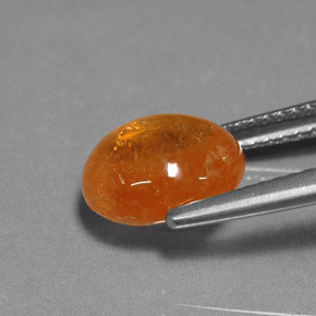 4.22カラットの天然マンダリンオレンジスペサルティンガーネット（9.3×7.6 mm・オーバルカット）