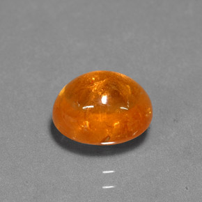 3.69カラットの天然マンダリンオレンジスペサルティンガーネット（8.8×7.2 mm・オーバルカット）