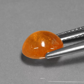 3.69カラットの天然マンダリンオレンジスペサルティンガーネット（8.8×7.2 mm・オーバルカット）