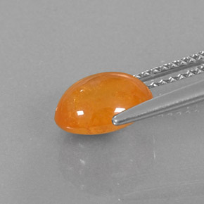 3.18カラットの天然マンダリンオレンジスペサルティンガーネット（8.9×7.3 mm・透明）